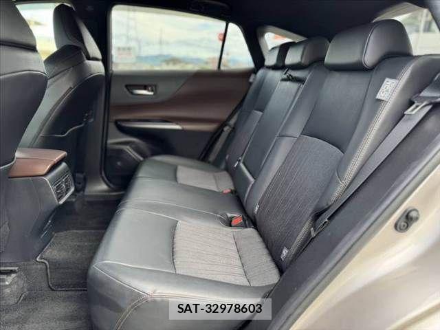 Toyota HARRIER 2020-06 7219139-17