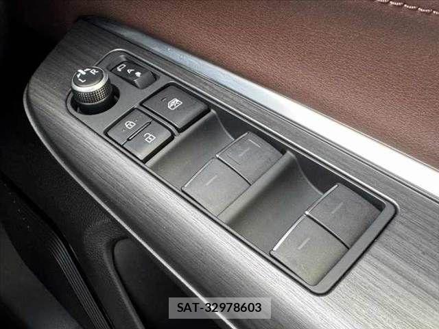 Toyota HARRIER 2020-06 7219139-24