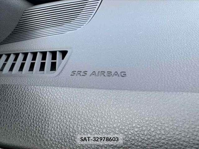 Toyota HARRIER 2020-06 7219139-28
