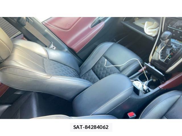 Toyota HARRIER 2018-02 7219114-19