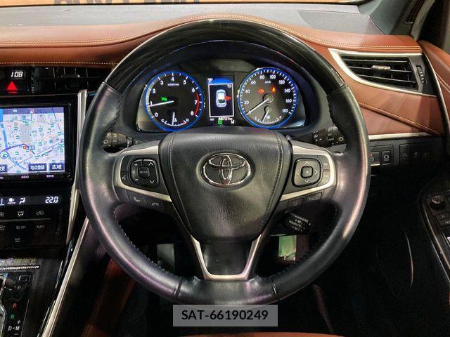 Toyota HARRIER 2017-12 7219111-7
