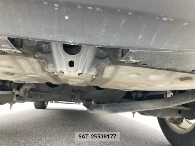 Toyota HARRIER 2015-11 7219088-11