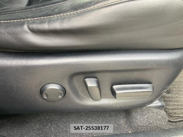 Toyota HARRIER 2015-11 7219088-19