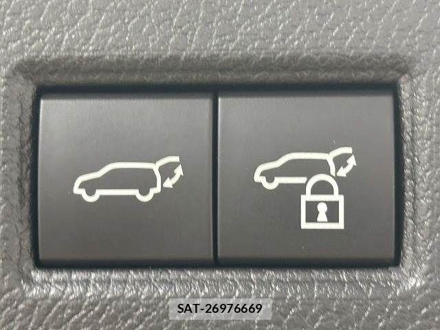 Toyota HARRIER 2023-03 7219196-4