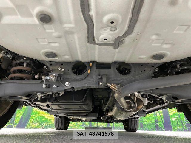 Toyota HARRIER 2018-01 7219113-18