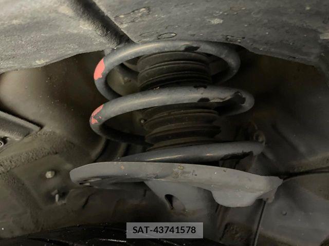 Toyota HARRIER 2018-01 7219113-19