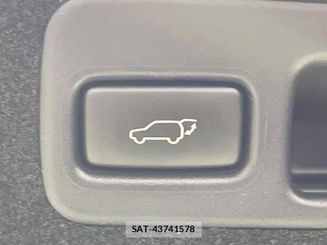 Toyota HARRIER 2018-01 7219113-7