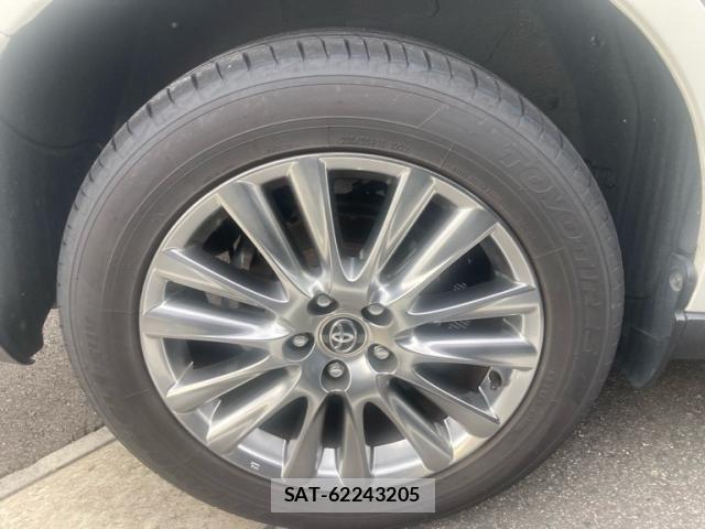 Toyota HARRIER 2019-05 7219134-7