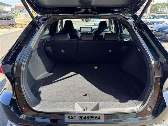 Toyota HARRIER 2024-01 7219212-19
