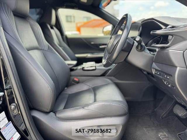 Toyota HARRIER 2021-06 7219182-15