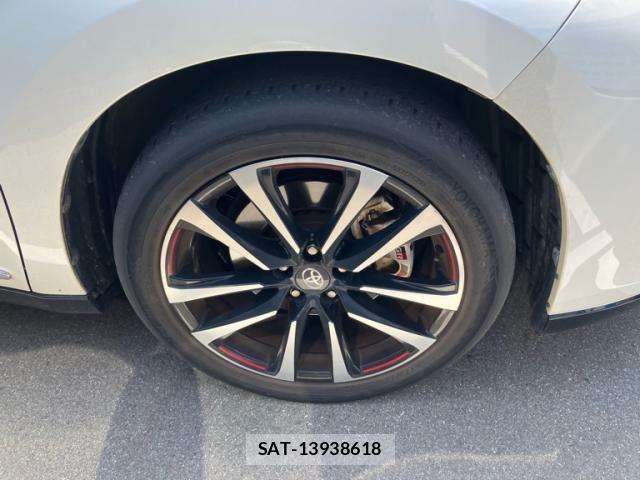 Toyota HARRIER 2019-02 7219126-3