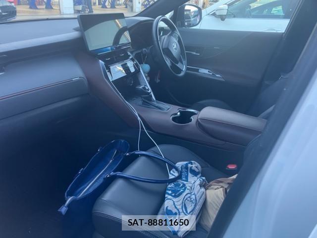 Toyota HARRIER 2023-08 7219204-13