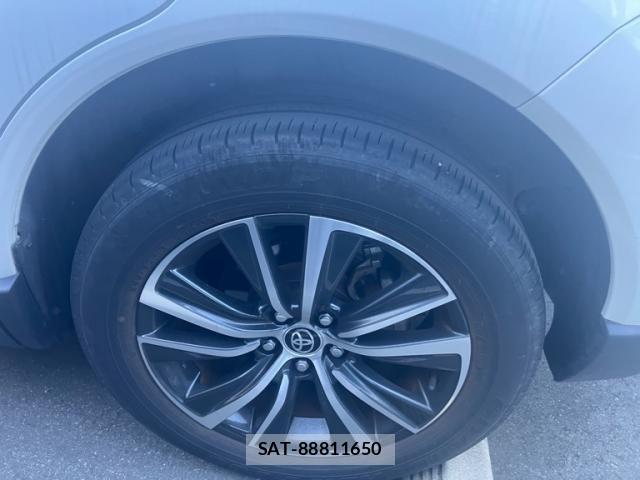Toyota HARRIER 2023-08 7219204-6