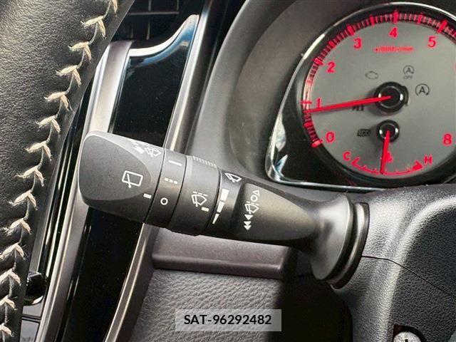 Toyota HARRIER 2017-03 7219092-28