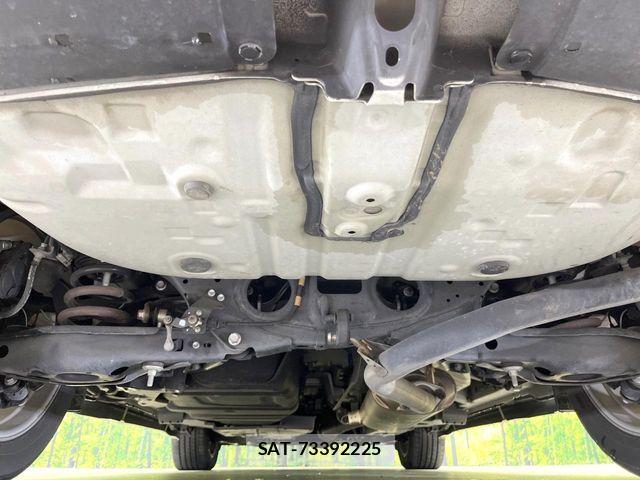 Toyota HARRIER 2017-06 7219103-18