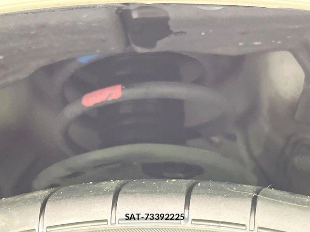 Toyota HARRIER 2017-06 7219103-19