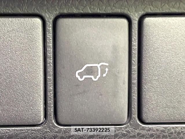 Toyota HARRIER 2017-06 7219103-3