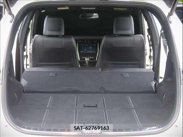 Toyota HARRIER 2017-07 7219107-18