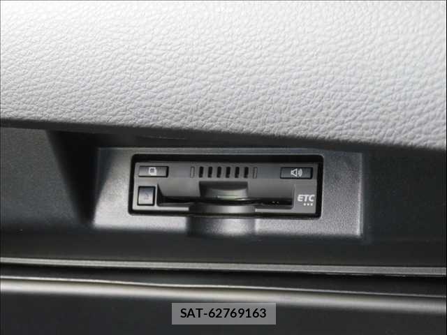 Toyota HARRIER 2017-07 7219107-6