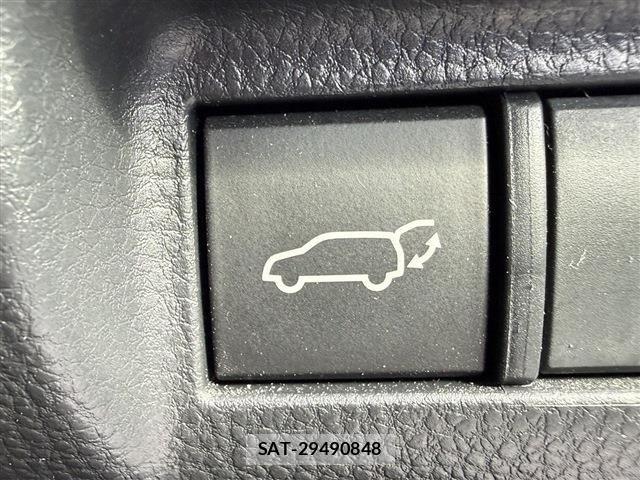 Toyota HARRIER 2021-10 7219187-4