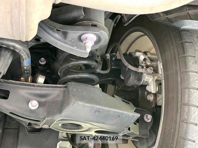 Toyota HARRIER 2022-03 7219191-19