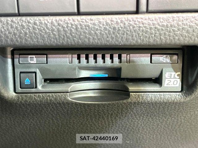 Toyota HARRIER 2022-03 7219191-4