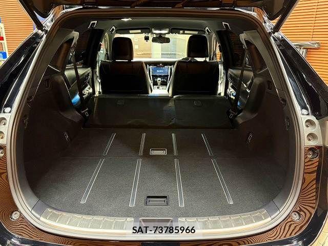 Toyota HARRIER 2018-03 7219118-19