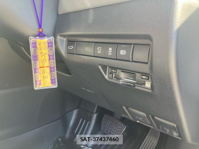 Toyota HARRIER 2024-03 7250934-12