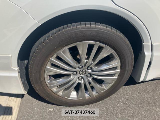 Toyota HARRIER 2024-03 7250934-6