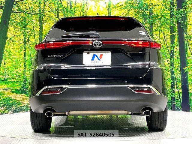 Toyota HARRIER 2021-02 7250944-16