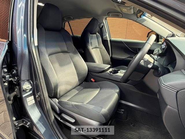 Toyota HARRIER 2023-04 7250951-7