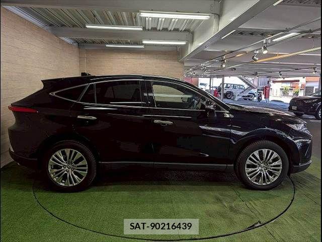 Toyota HARRIER 2025-01 7250932-17
