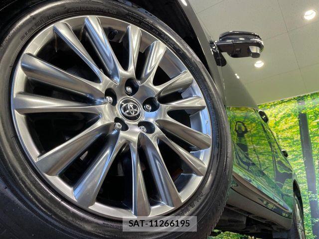 Toyota HARRIER 2017-05 7250953-12