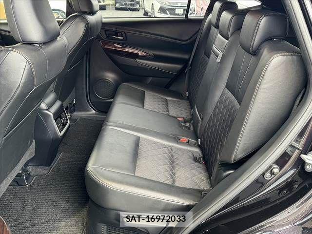 Toyota HARRIER 2017-02 7250955-18