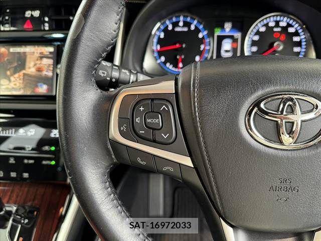 Toyota HARRIER 2017-02 7250955-23