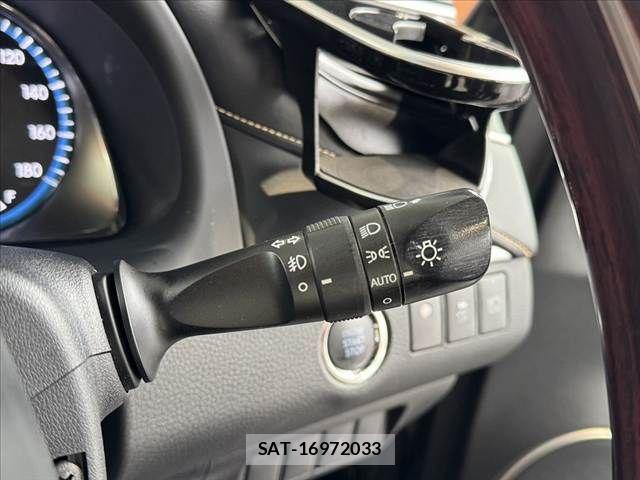 Toyota HARRIER 2017-02 7250955-26