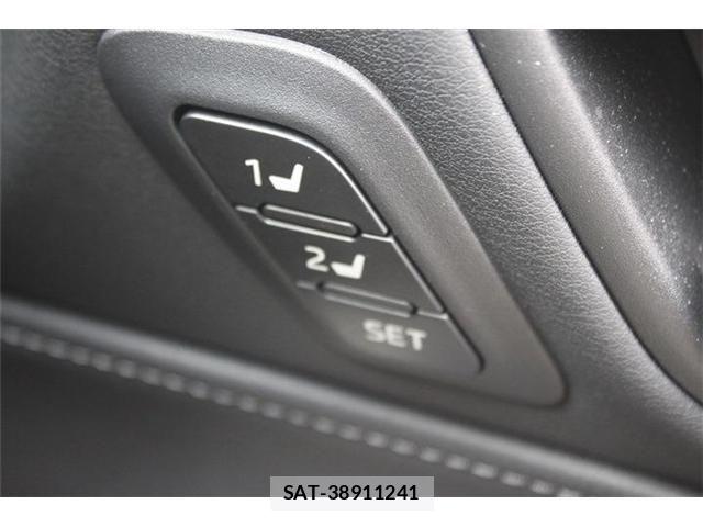 Toyota HARRIER 2020-09 7250946-16