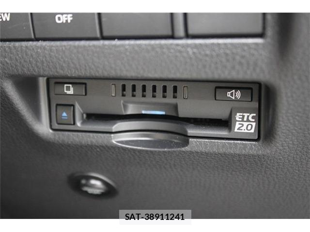 Toyota HARRIER 2020-09 7250946-4