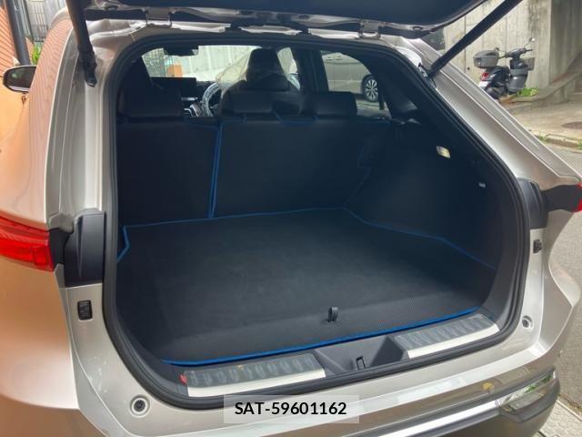 Toyota HARRIER 2024-01 7250935-11