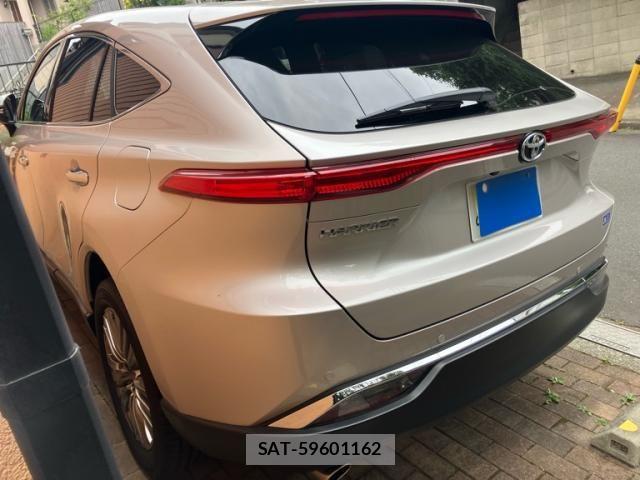 Toyota HARRIER 2024-01 7250935-5