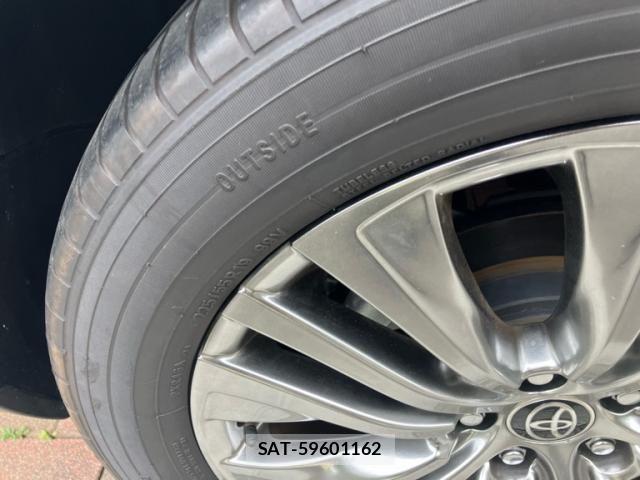 Toyota HARRIER 2024-01 7250935-8