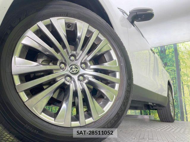 Toyota HARRIER 2023-10 7250938-12