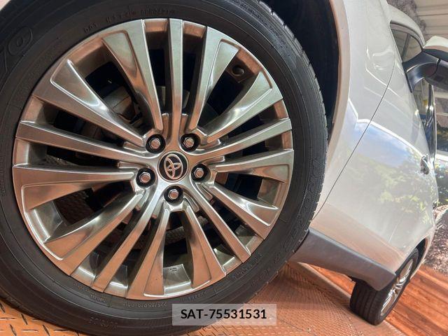 Toyota HARRIER 2021-02 7250941-12