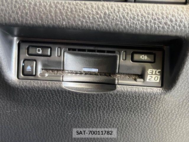 Toyota HARRIER 2023-10 7271965-4