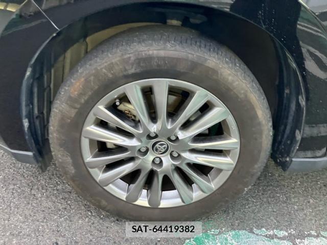 Toyota HARRIER 2017-12 7327325-8