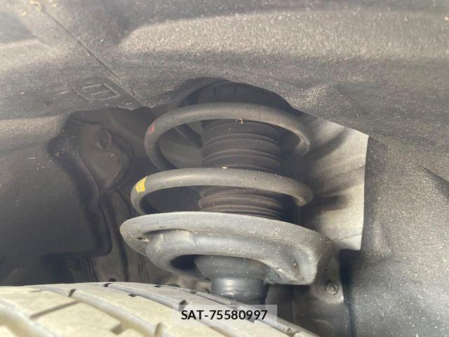 Toyota HARRIER 2024-02 7327273-19