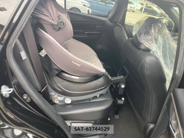 Toyota HARRIER 2020-02 7327310-11