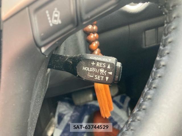 Toyota HARRIER 2020-02 7327310-19