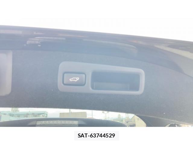 Toyota HARRIER 2020-02 7327310-24