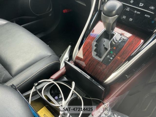 Toyota HARRIER 2015-12 7327330-18